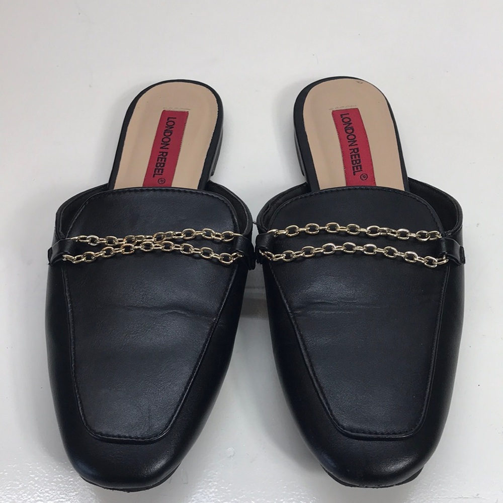 London Rebel Black Loafer SlipOns with Metal Chain European Size 37 US Size 6